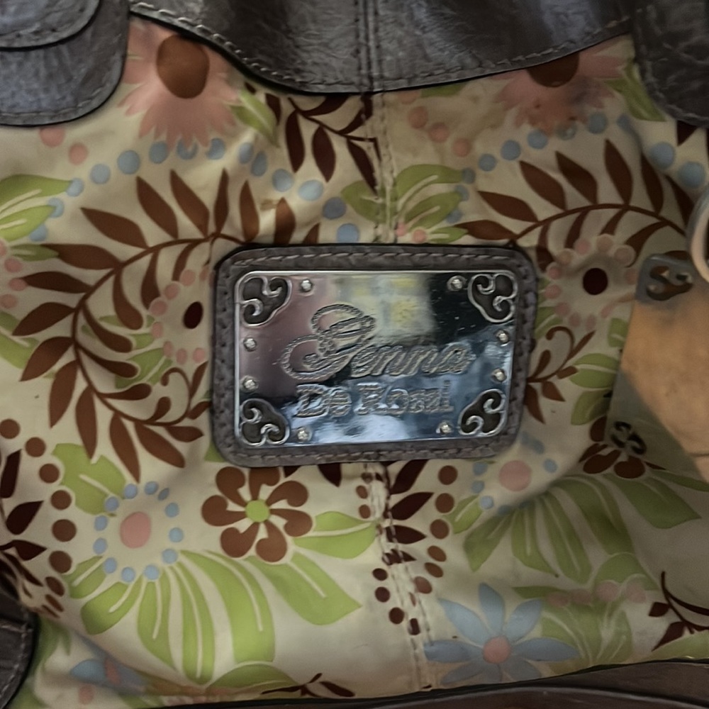 Purse - Picture 2 of 4